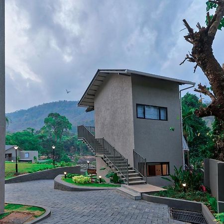 Niraamaya Retreats Samroha Athirappilly Exterior photo