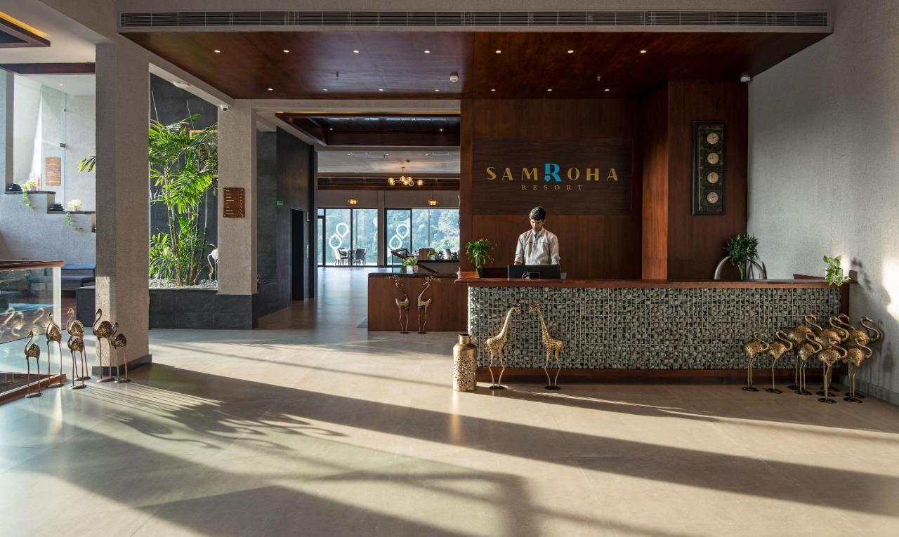 Niraamaya Retreats Samroha Athirappilly Exterior photo